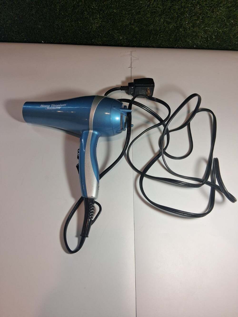 BaBylissPRO Nano Titanium Ionic Hair Dryer 2000W Blue Professional BNT5548 USED